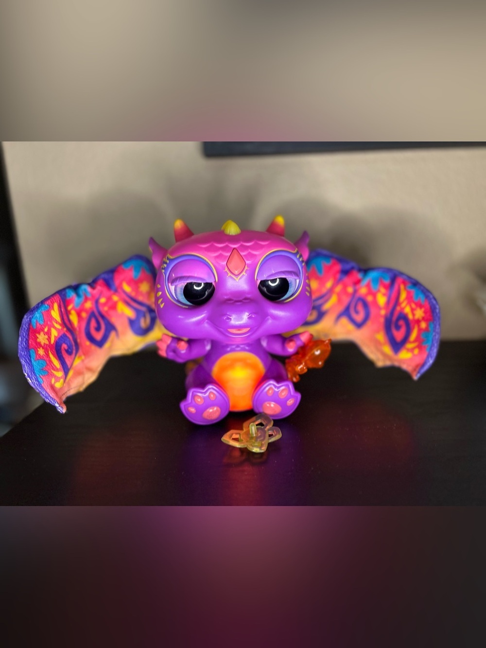 Hasbro furReal Moodwings Baby Dragon Toy + 2 Accessories